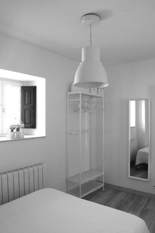 Vivienda De Uso Turistico Casa Abad Lägenhet Ávila Exteriör bild